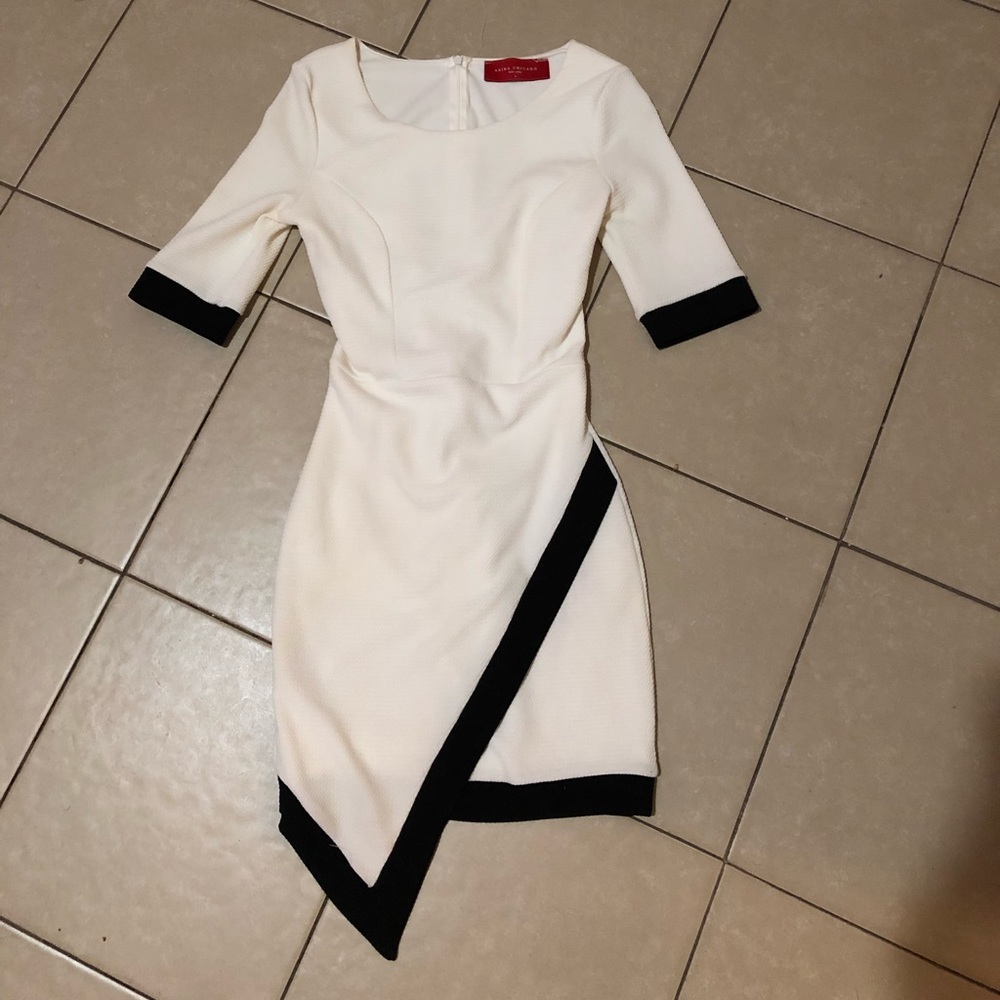 🚨Akira Asymmetrica Hen Dress🚨